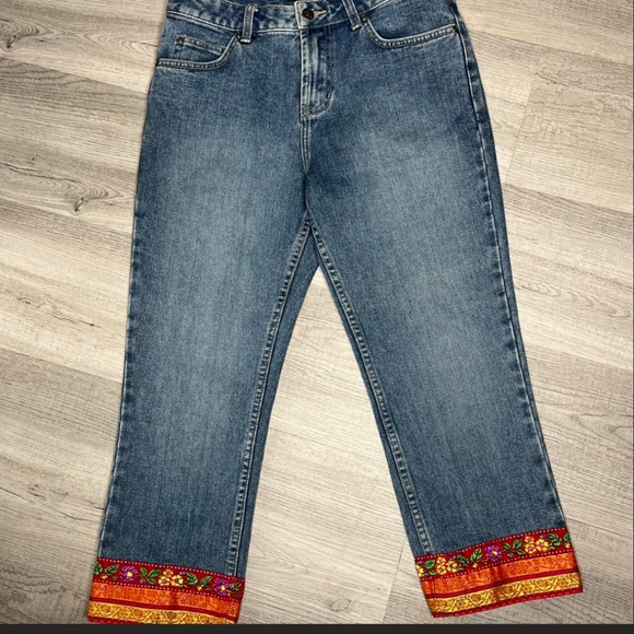 Boston Proper Denim - EUC Boston Proper embroidered jeans sz 4